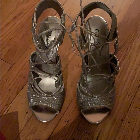 Guess Heels - Picture 2 of 5